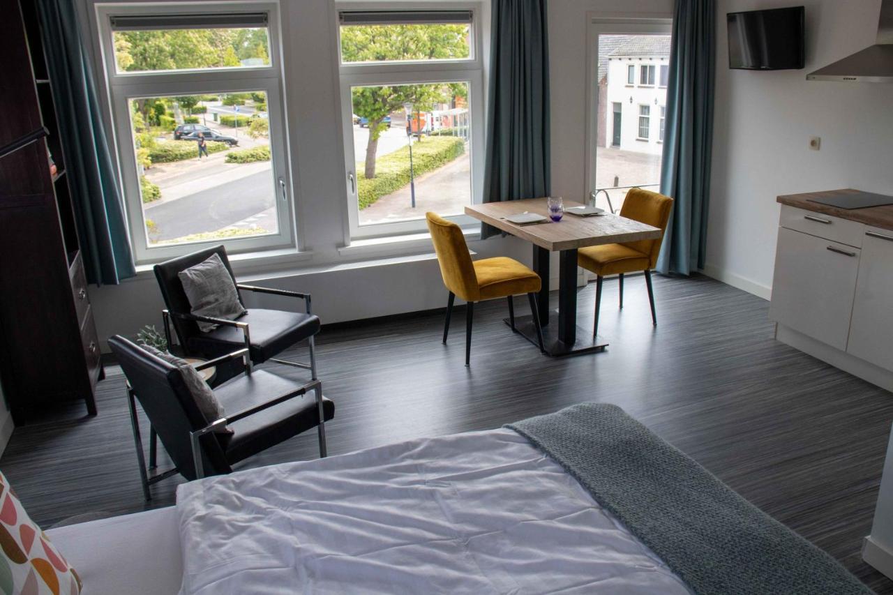The Town Hotel Studios Appartments 쥬잇젠드 외부 사진
